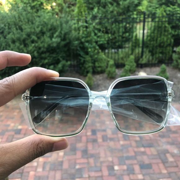 Rebecca Minkoff NIB Grey Shaded Square Ladies Sunglasses GREEN, MSRP $148 - Picture 3 of 10